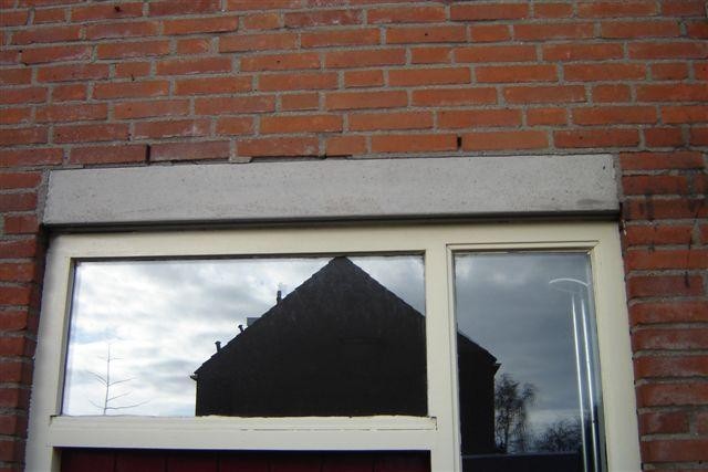 Betonlatei 1000x100x114 met waterhol 